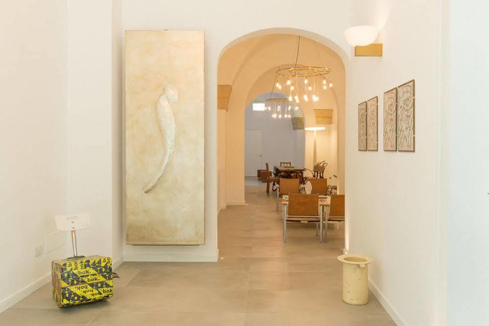 Le Bifore Charming House Lecce Exteriör bild