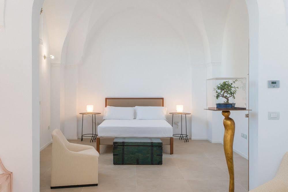 Le Bifore Charming House Lecce Exteriör bild